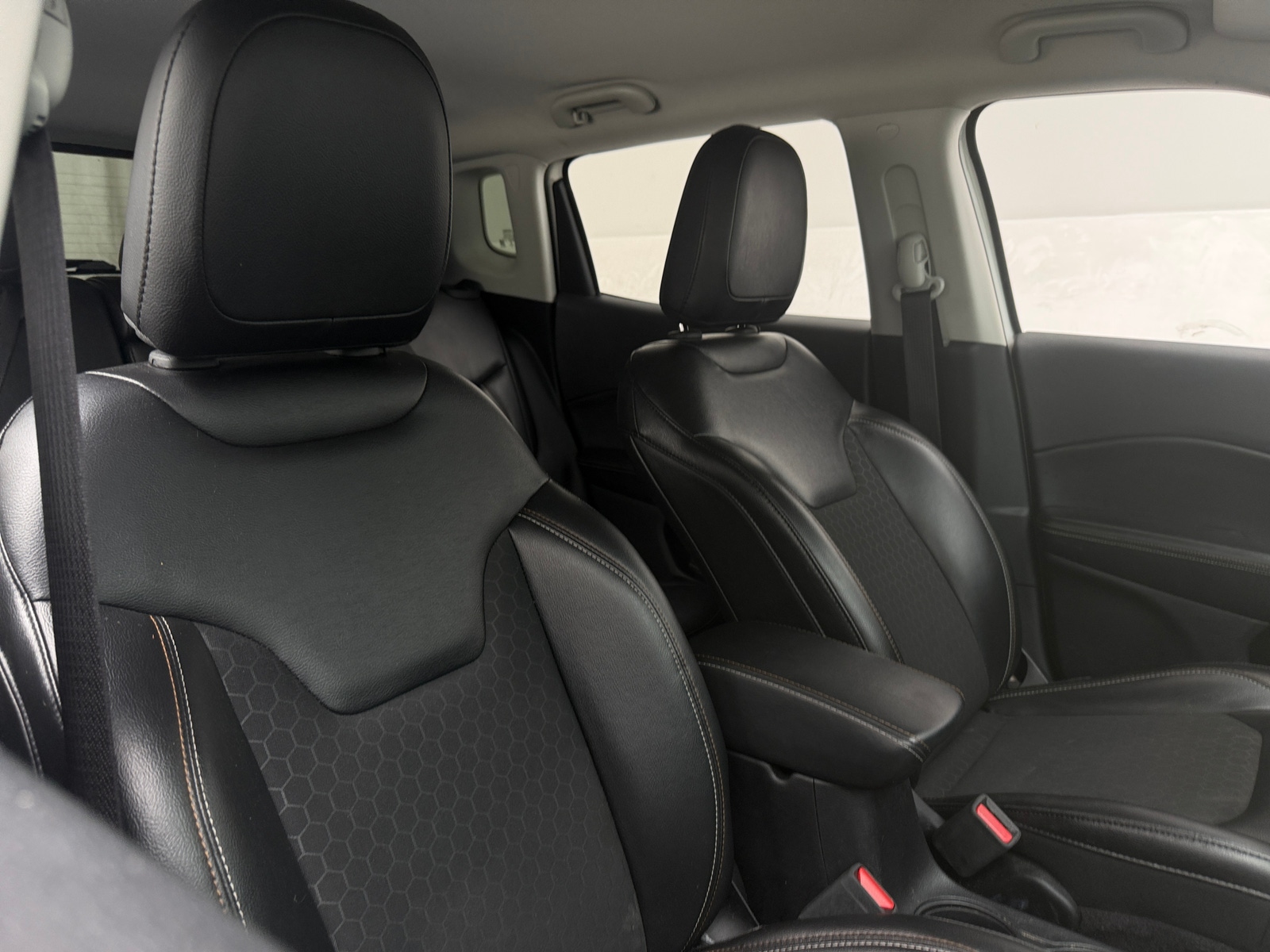 Thumbnail: 2018 Jeep Compass - 2