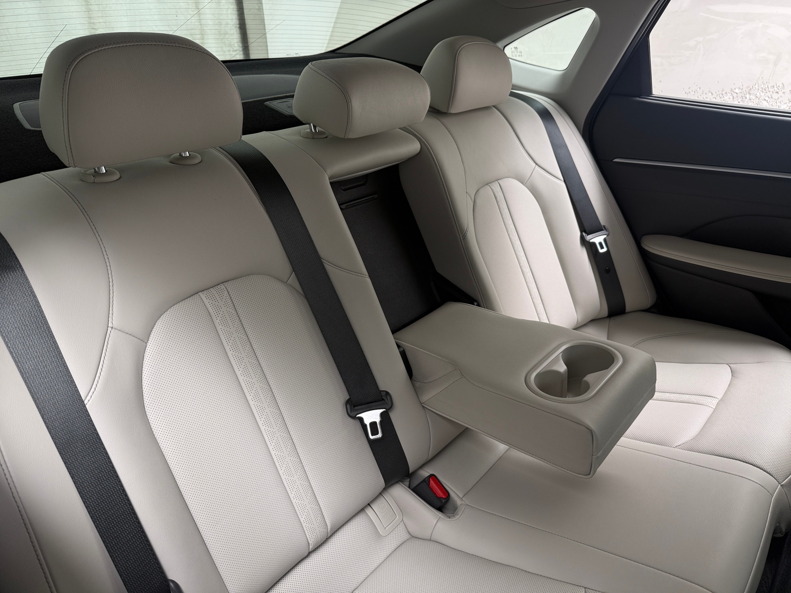 Thumbnail: 2023 Hyundai Sonata - 5