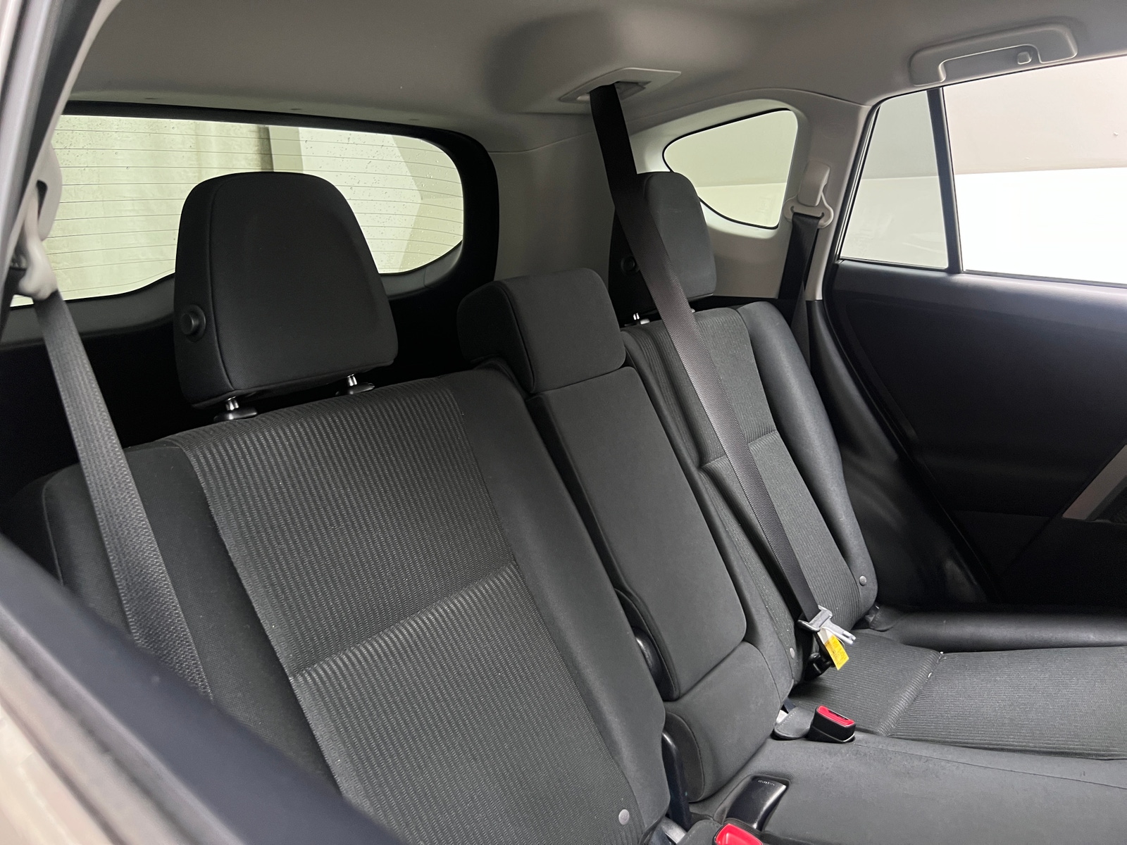 Thumbnail: 2015 Toyota RAV4 - 6