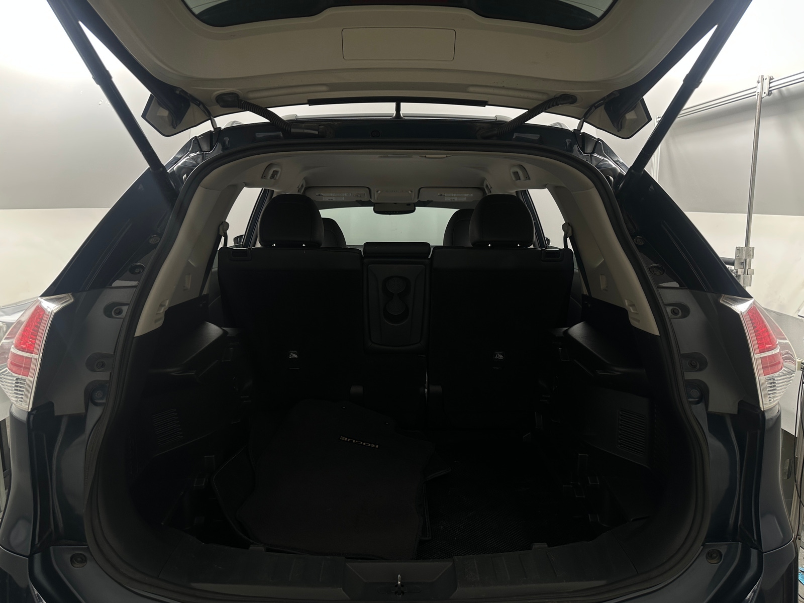Thumbnail: 2015 Nissan Rogue - 6