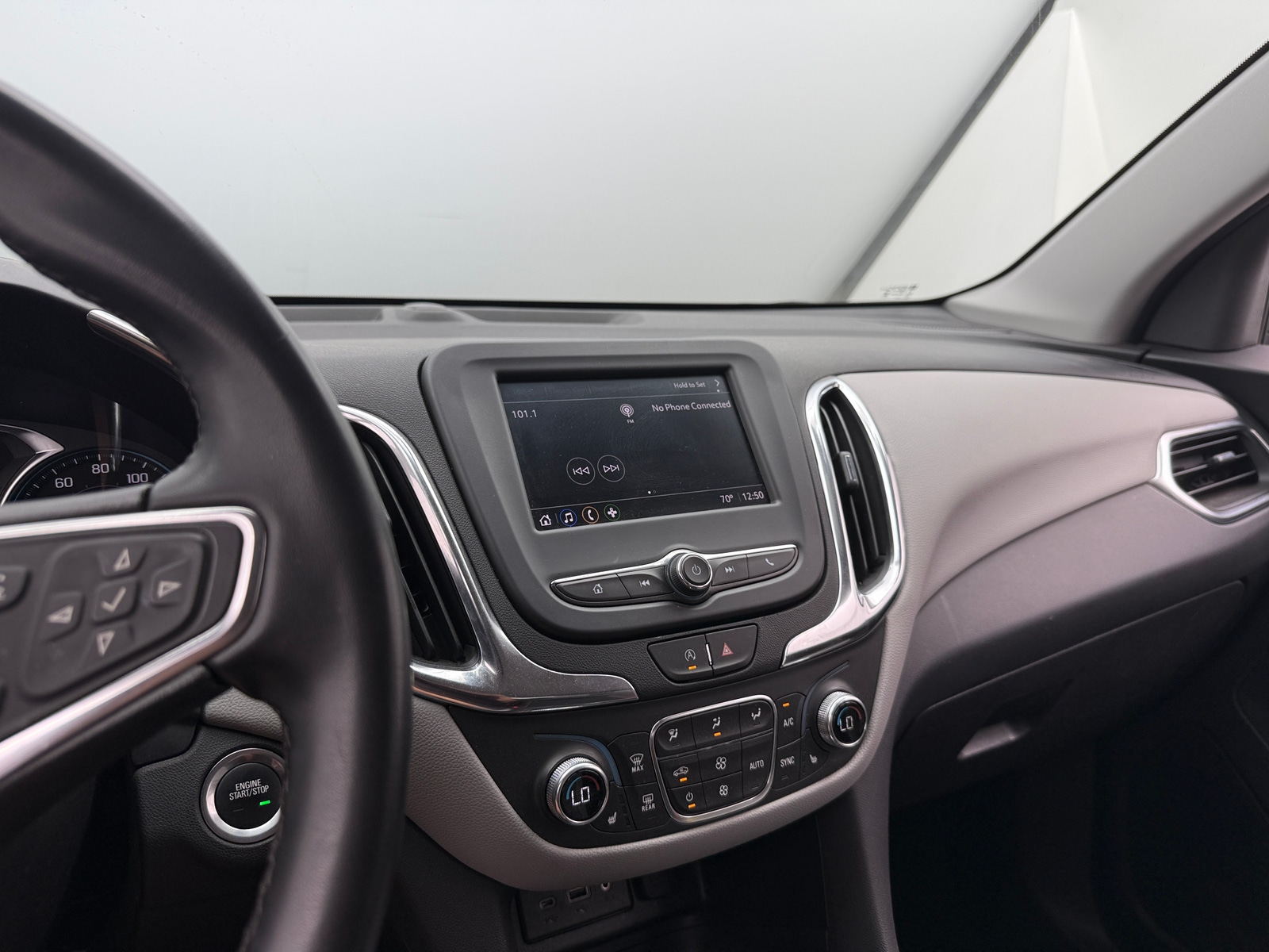 Thumbnail: 2024 Chevrolet Equinox - 4