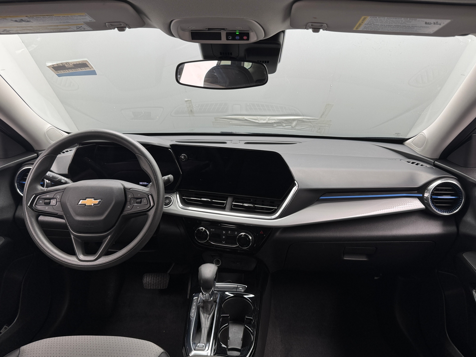 Thumbnail: 2025 Chevrolet Trax - 2