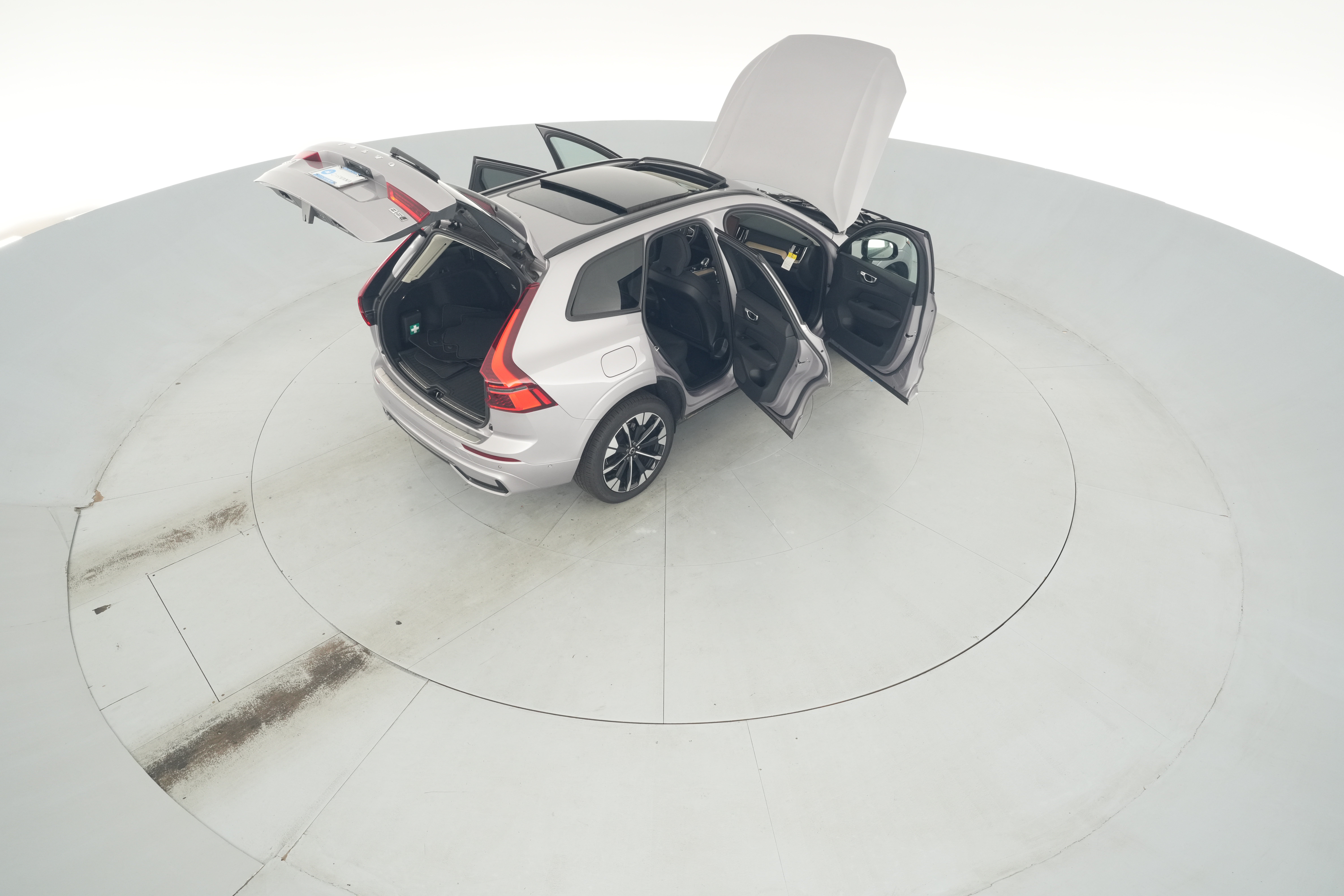 2026 Volvo XC60 Plus - Photo 53