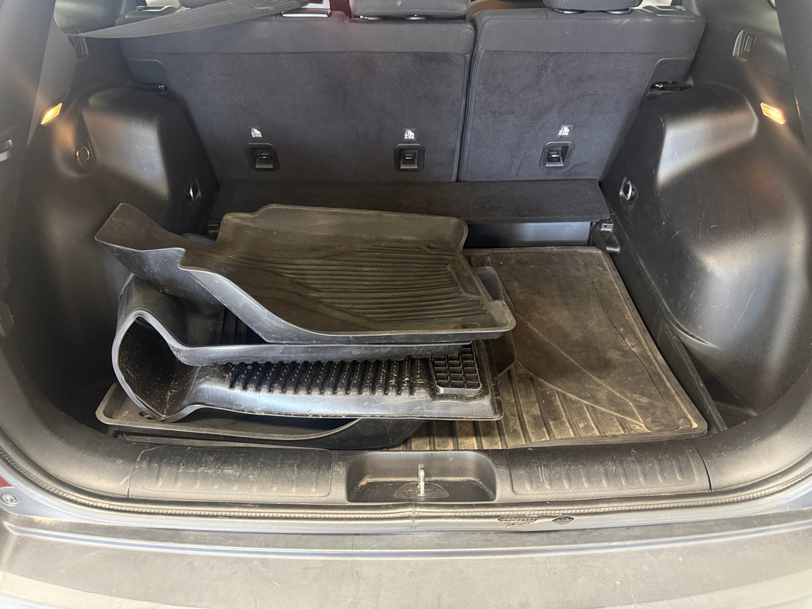 Thumbnail: 2019 Jeep Cherokee - 7