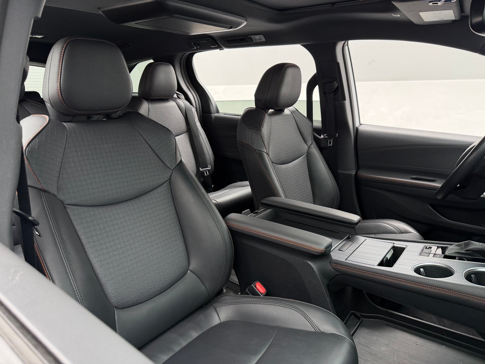 Thumbnail: 2021 Toyota Sienna - 2