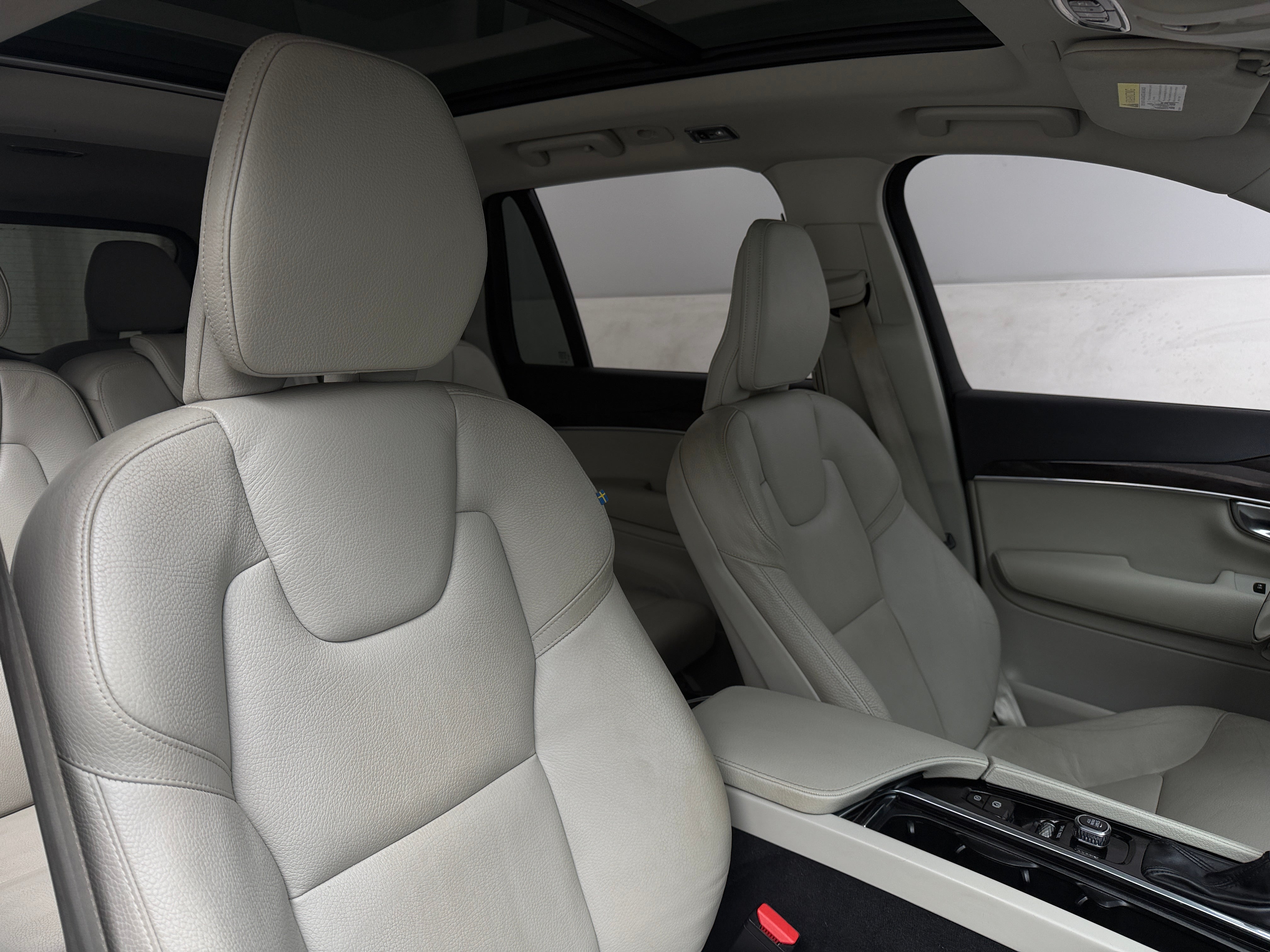 2019 Volvo XC90 Momentum