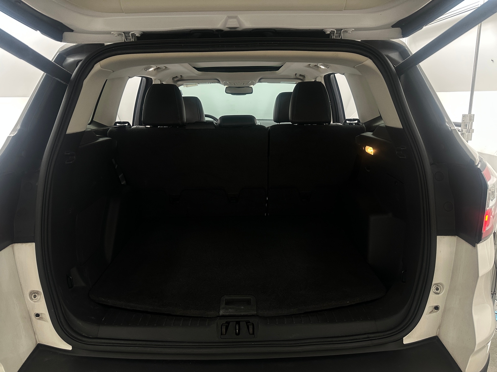 Thumbnail: 2017 Ford Escape - 6