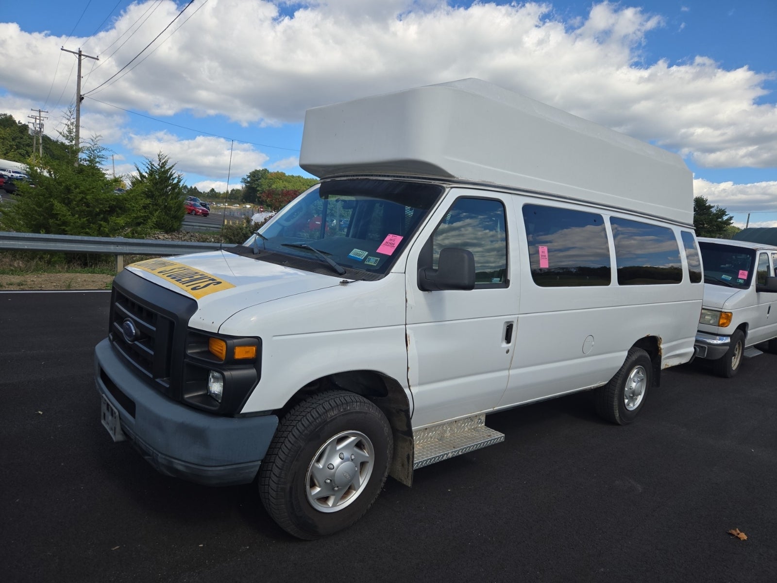 2012 Ford E-350 Super Duty Super Duty Commercial
