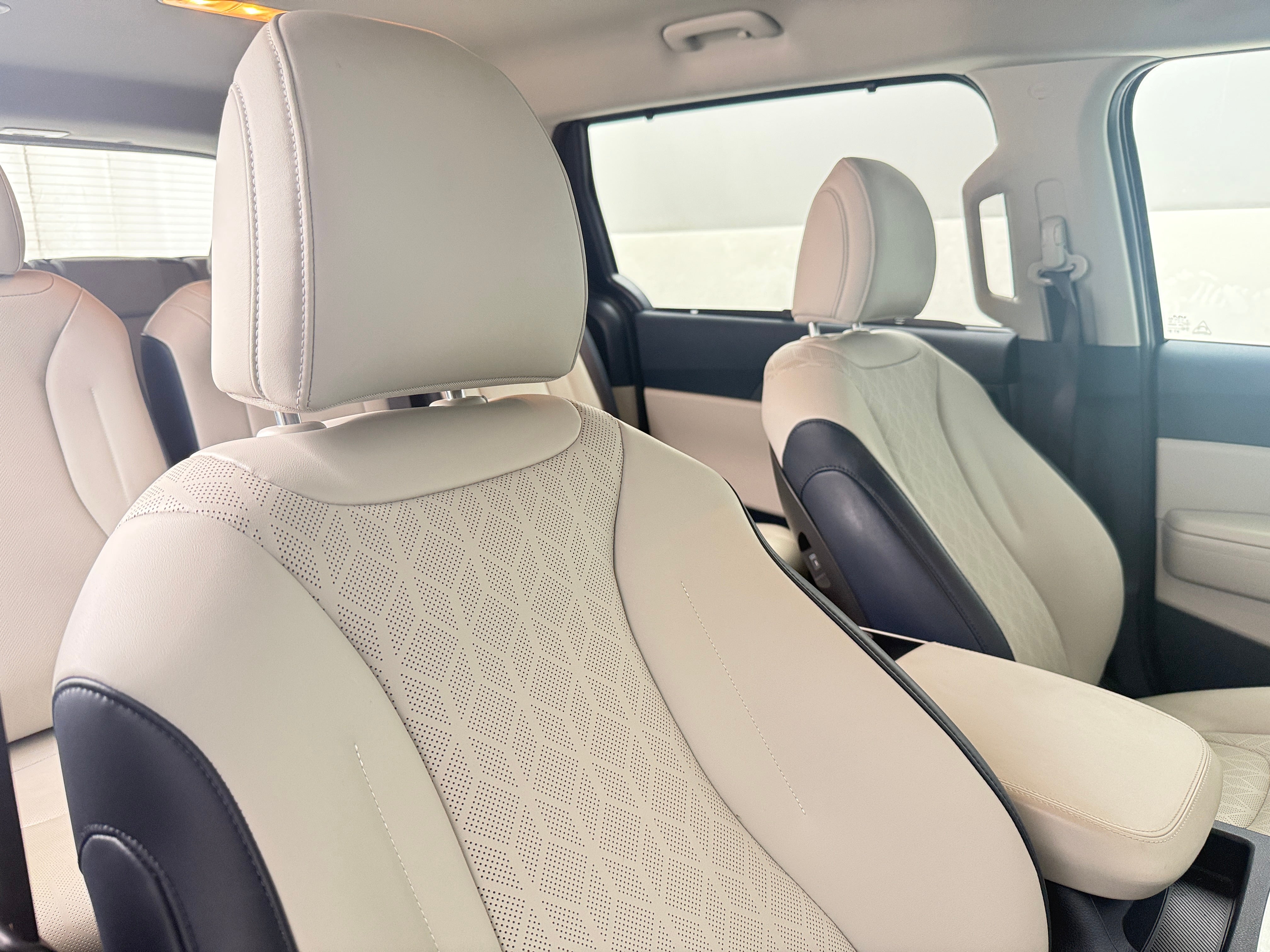 2025 Kia Carnival