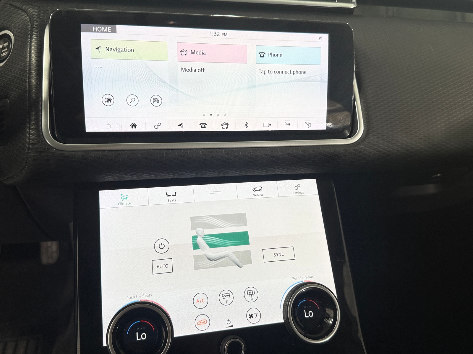 Thumbnail: 2020 Land Rover Range Rover Velar - 3