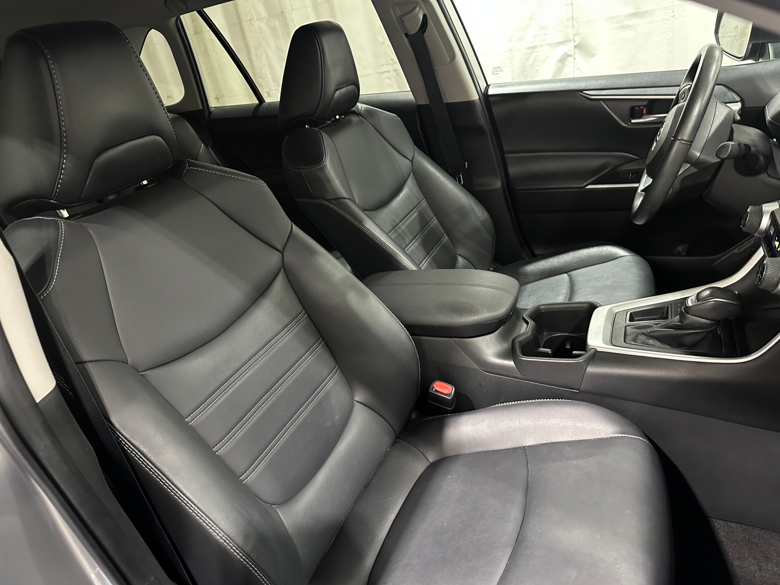 Thumbnail: 2022 Toyota RAV4 - 2