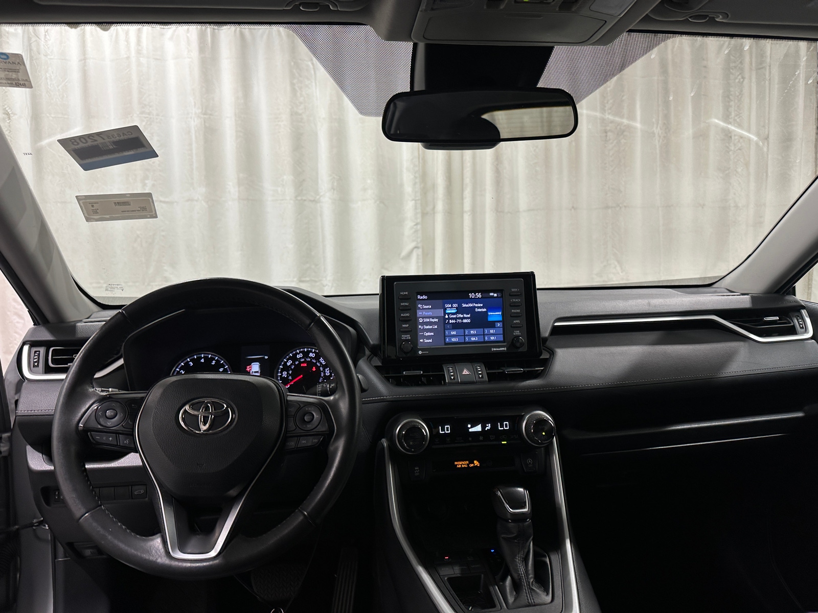 Thumbnail: 2022 Toyota RAV4 - 3