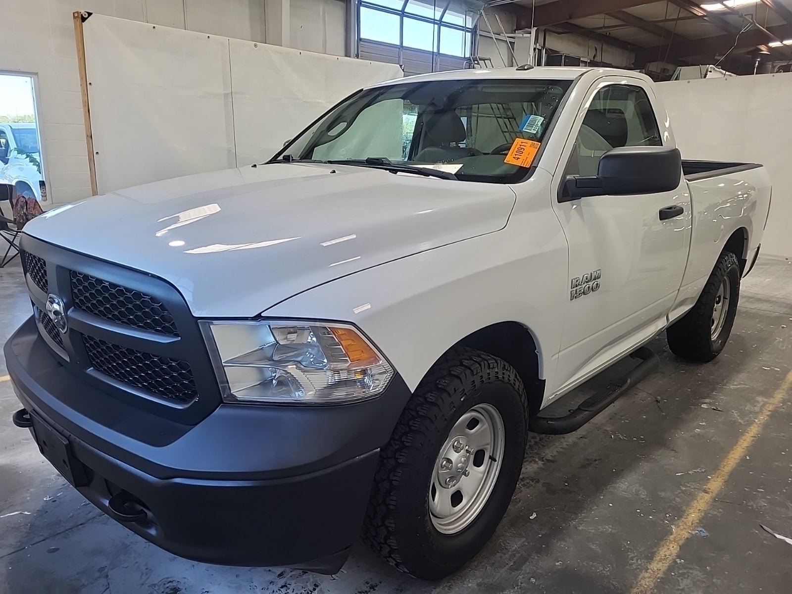 2016 Ram 1500 4WD Reg Cab 120.5" Tradesman