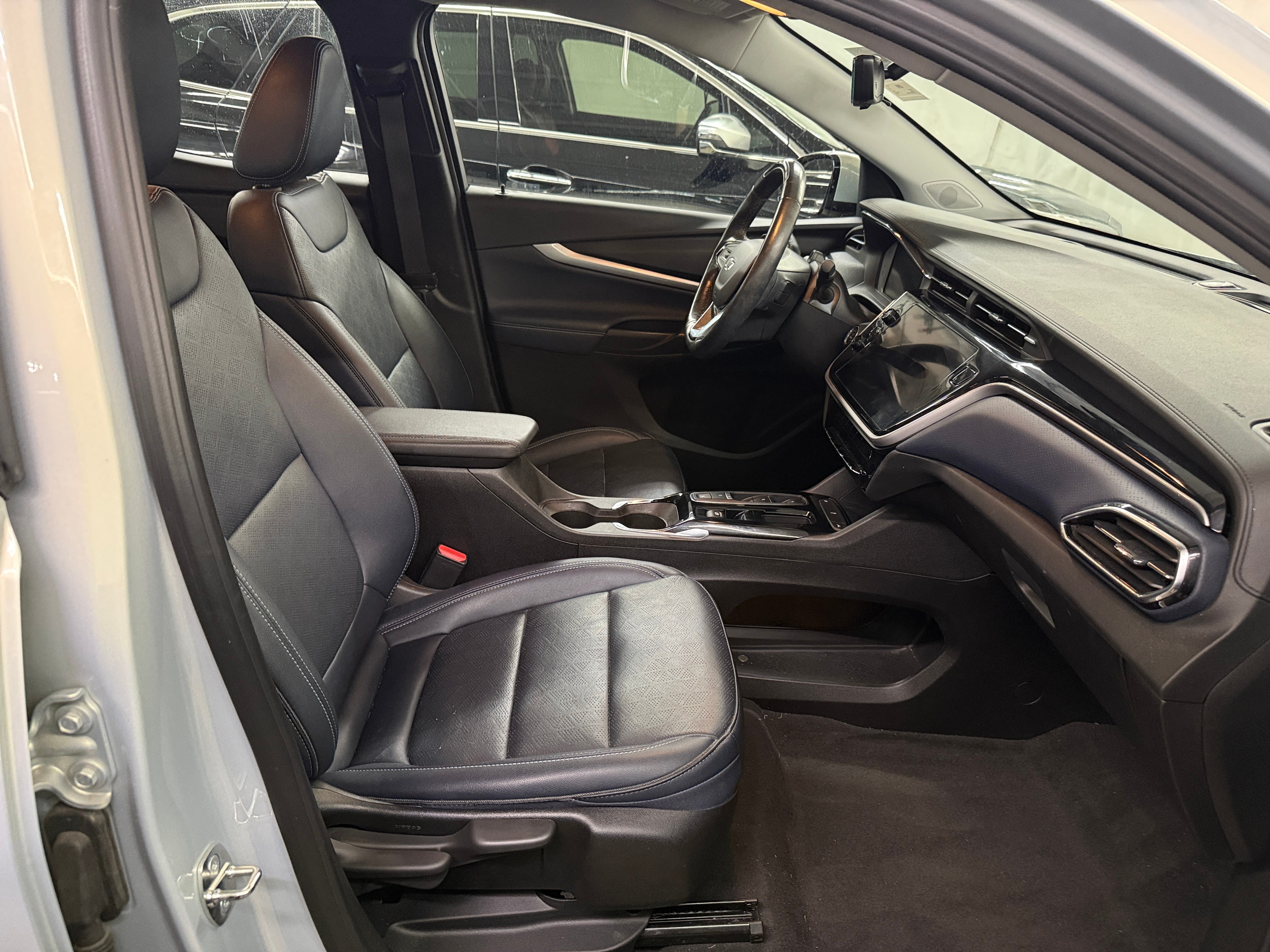 Used 2023 Chevrolet Bolt EUV Premier with VIN 1G1FZ6S04P4156599 for sale in Auburn, WA