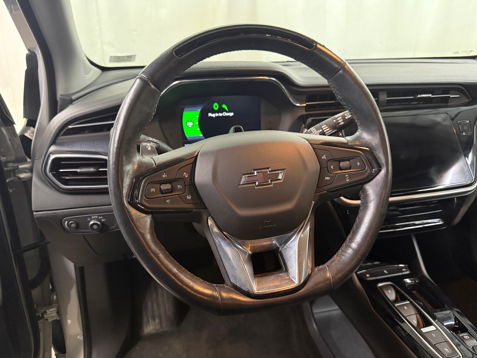 Thumbnail: 2023 Chevrolet Bolt EUV - 4