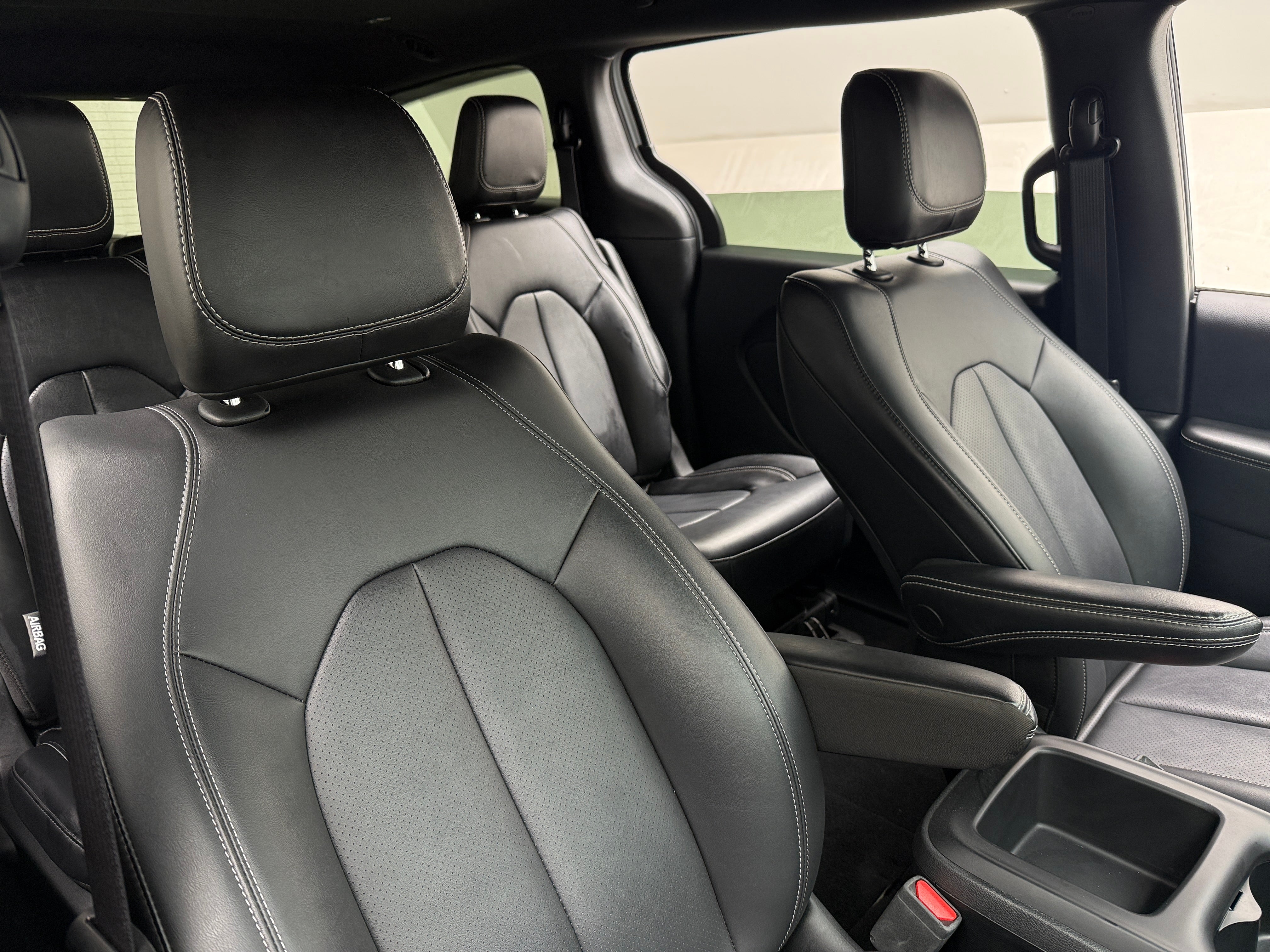 2025 Chrysler Pacifica