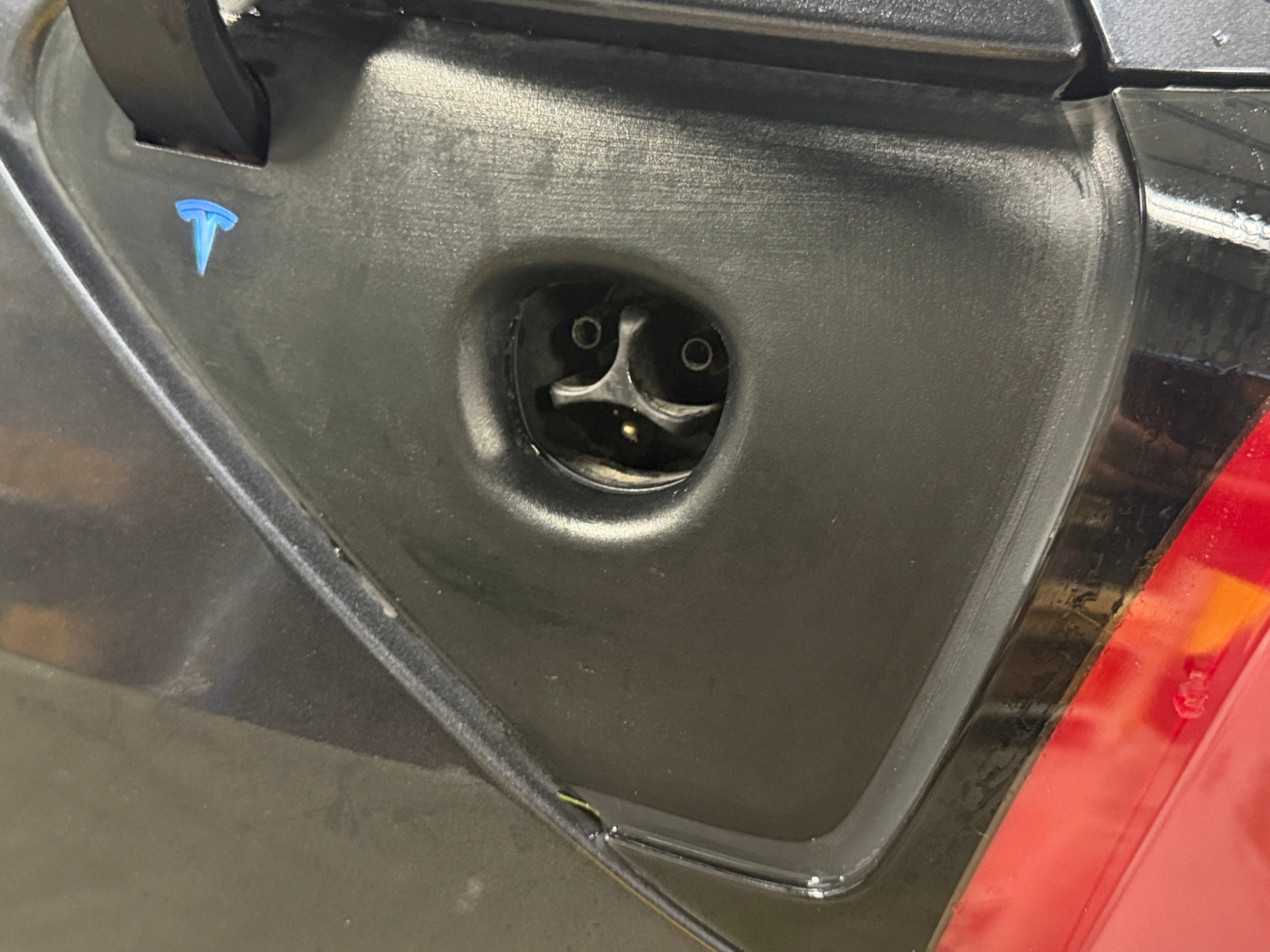 Used 2024 Tesla Model Y Performance with VIN 7SAYGDEF1RA326777 for sale in Pewaukee, WI