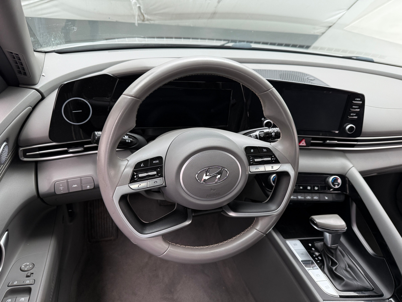 Thumbnail: 2022 Hyundai Elantra - 5