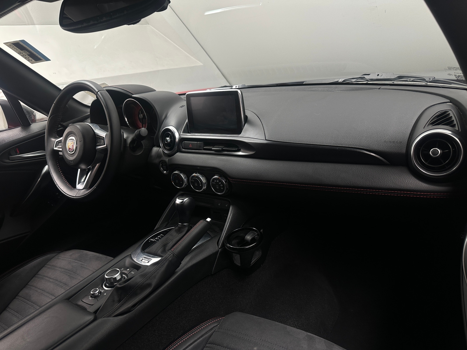 Thumbnail: 2018 Fiat 124 Spider - 2