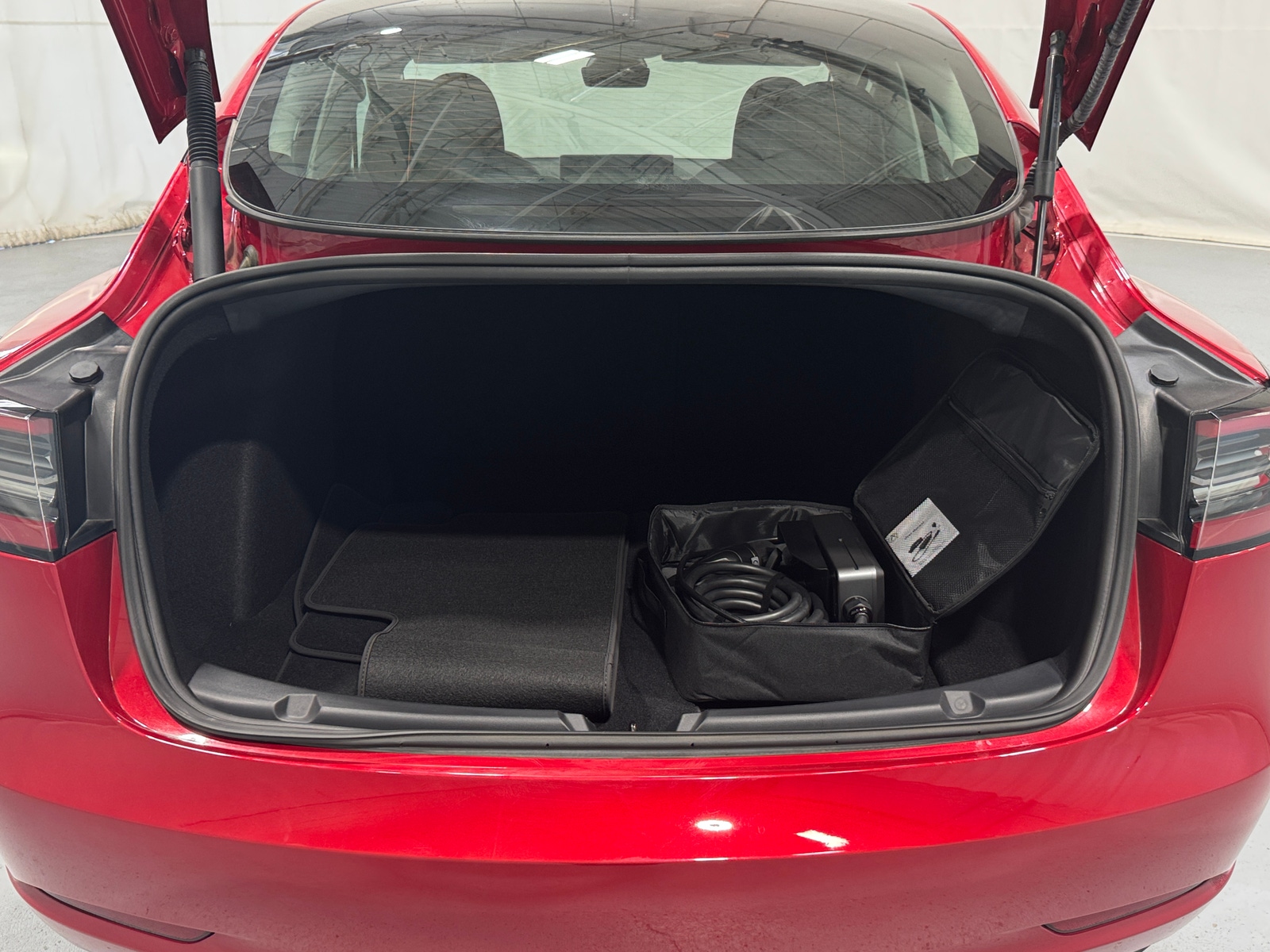 Thumbnail: 2023 Tesla Model 3 - 6