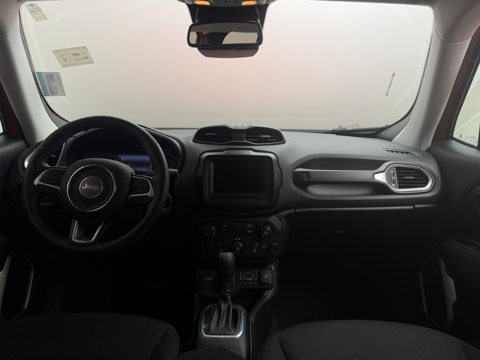 Thumbnail: 2021 Jeep Renegade - 3