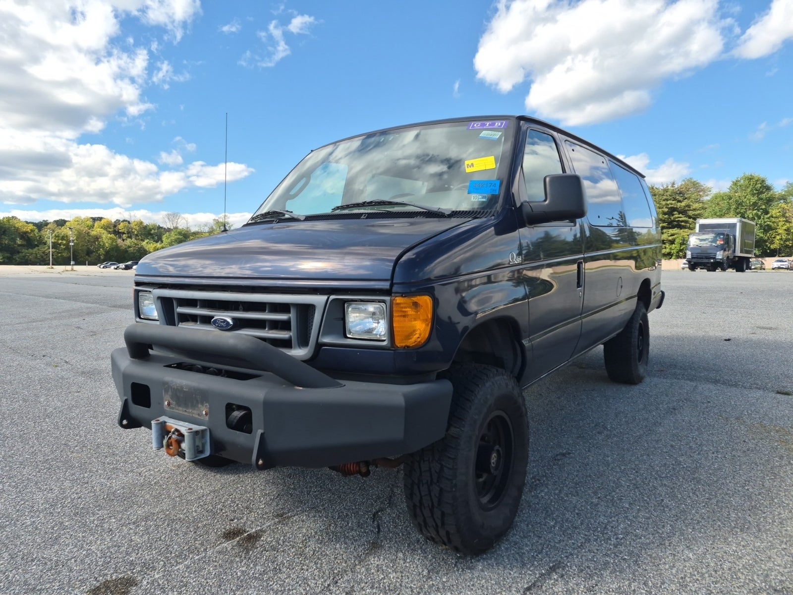 2003 Ford E-350 Super Duty XL