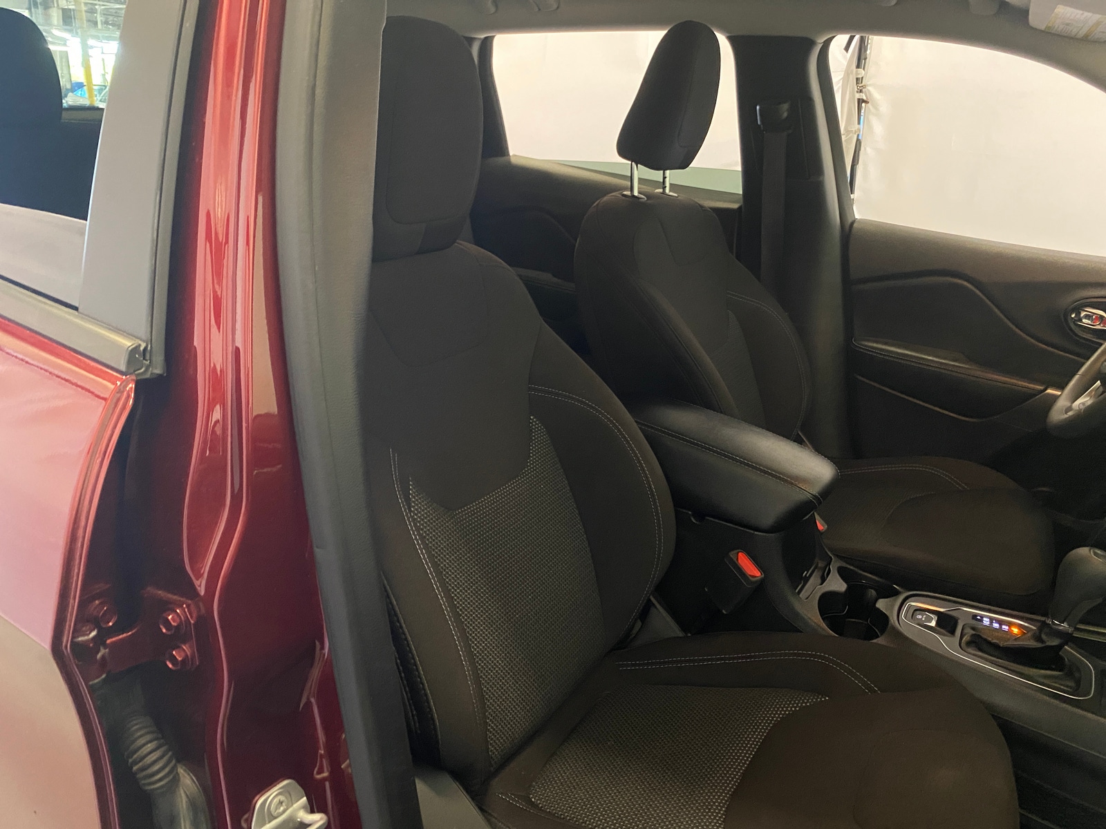Thumbnail: 2021 Jeep Cherokee - 2