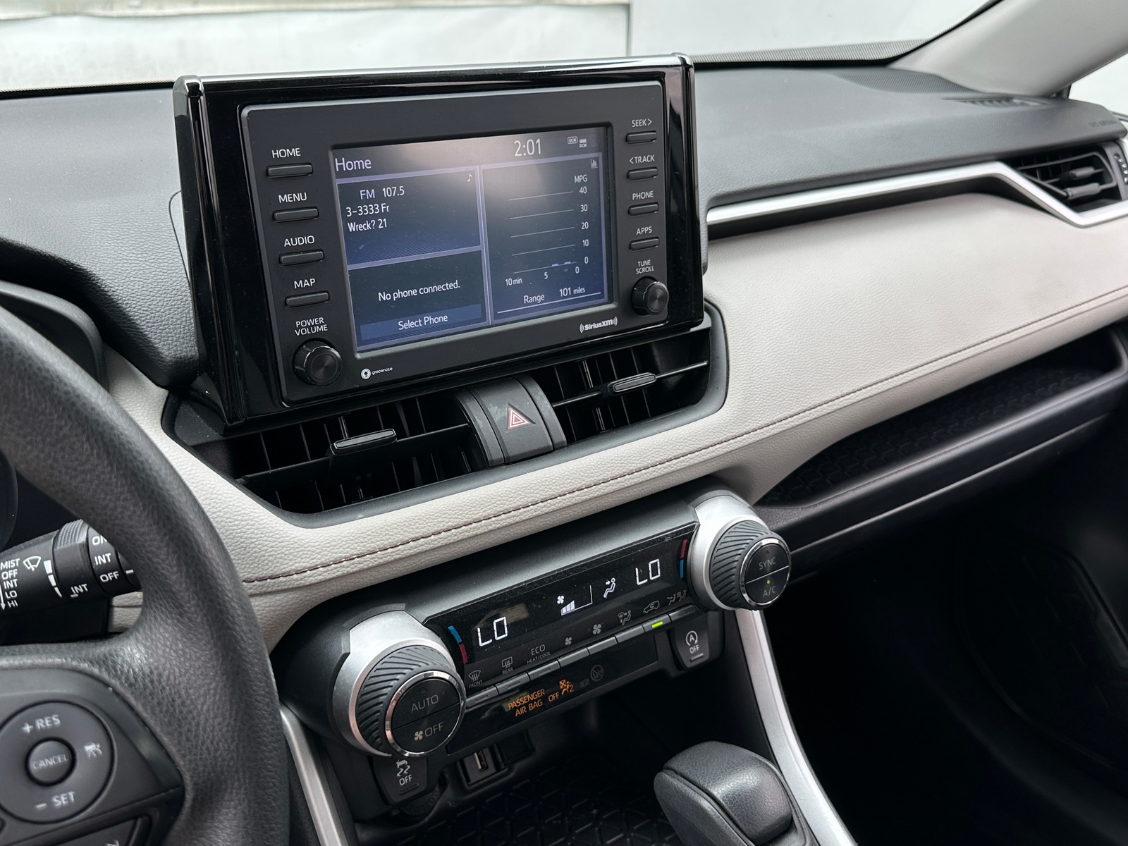 Thumbnail: 2021 Toyota RAV4 - 4