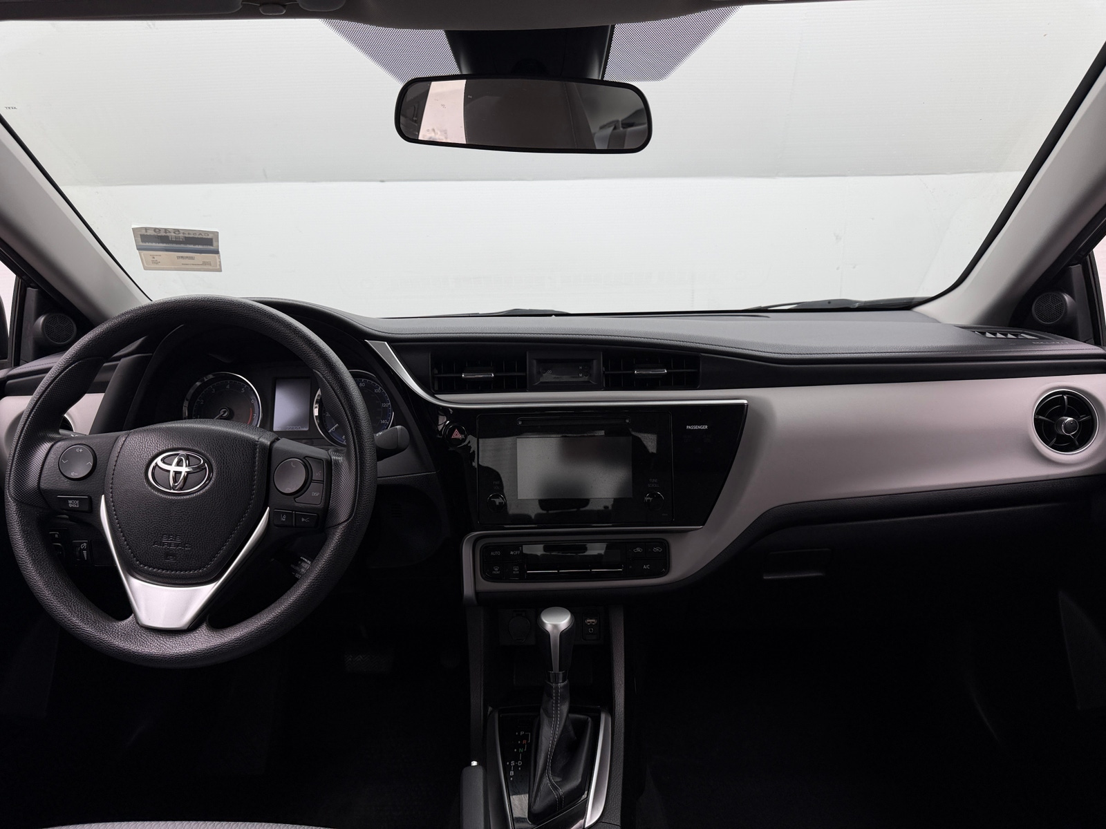 Thumbnail: 2017 Toyota Corolla - 3