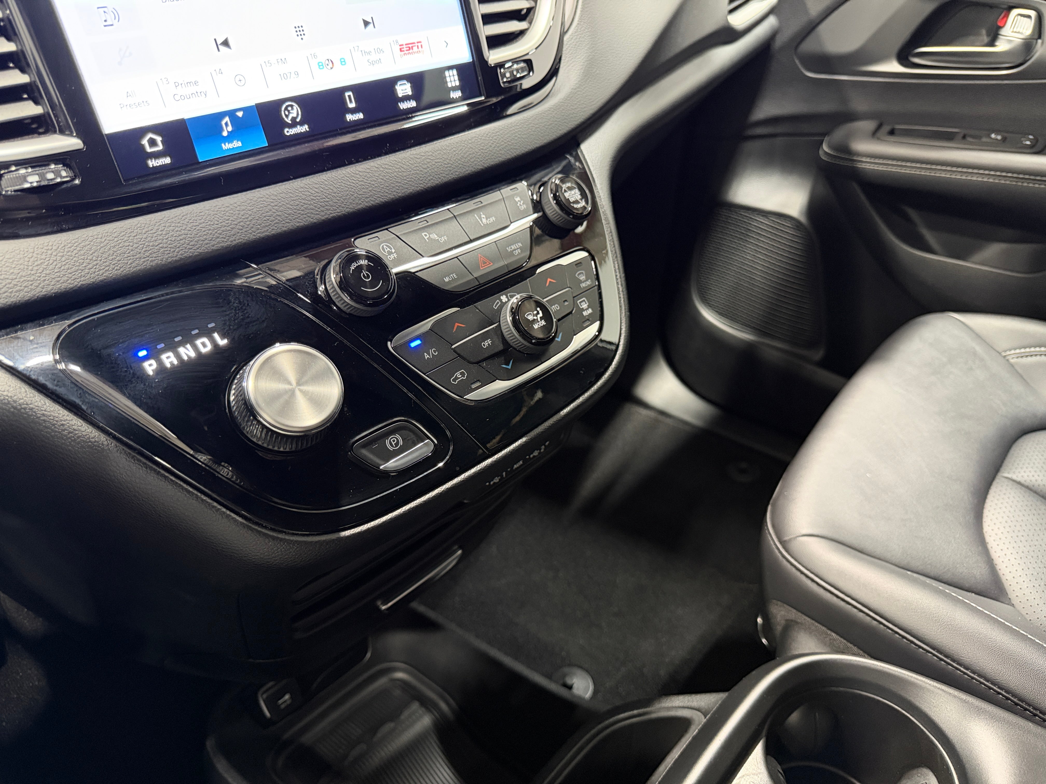2025 Chrysler Pacifica