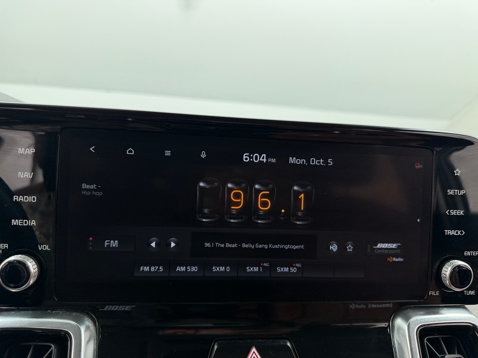 Thumbnail: 2022 Kia Sorento - 3