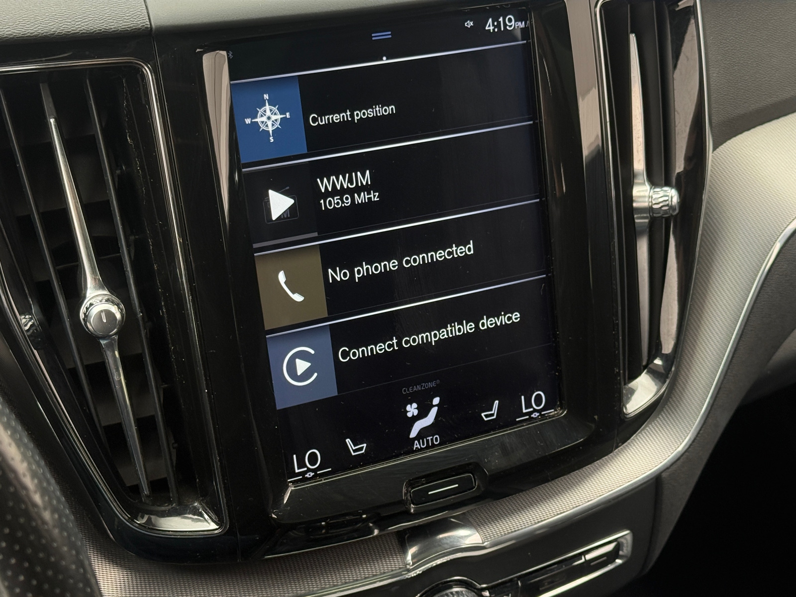 Thumbnail: 2019 Volvo XC60 - 3