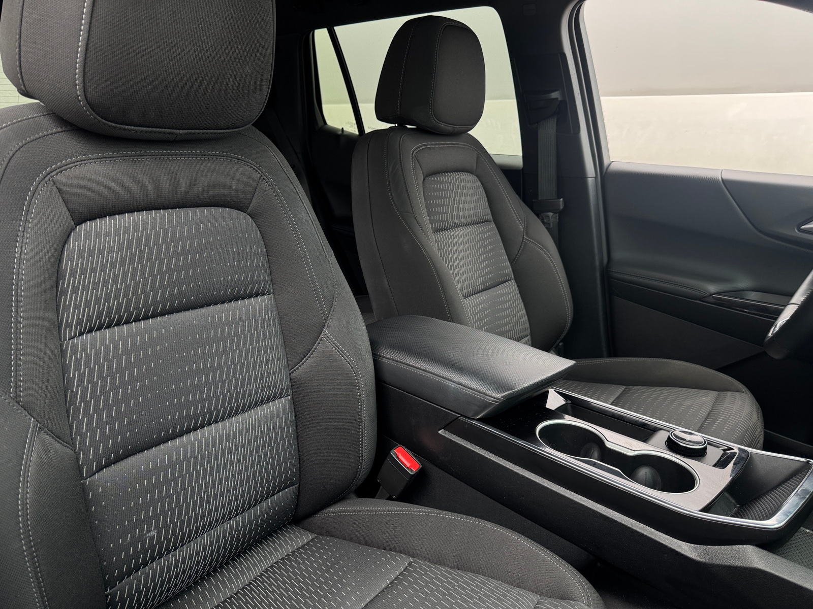 Thumbnail: 2026 Chevrolet Equinox - 2
