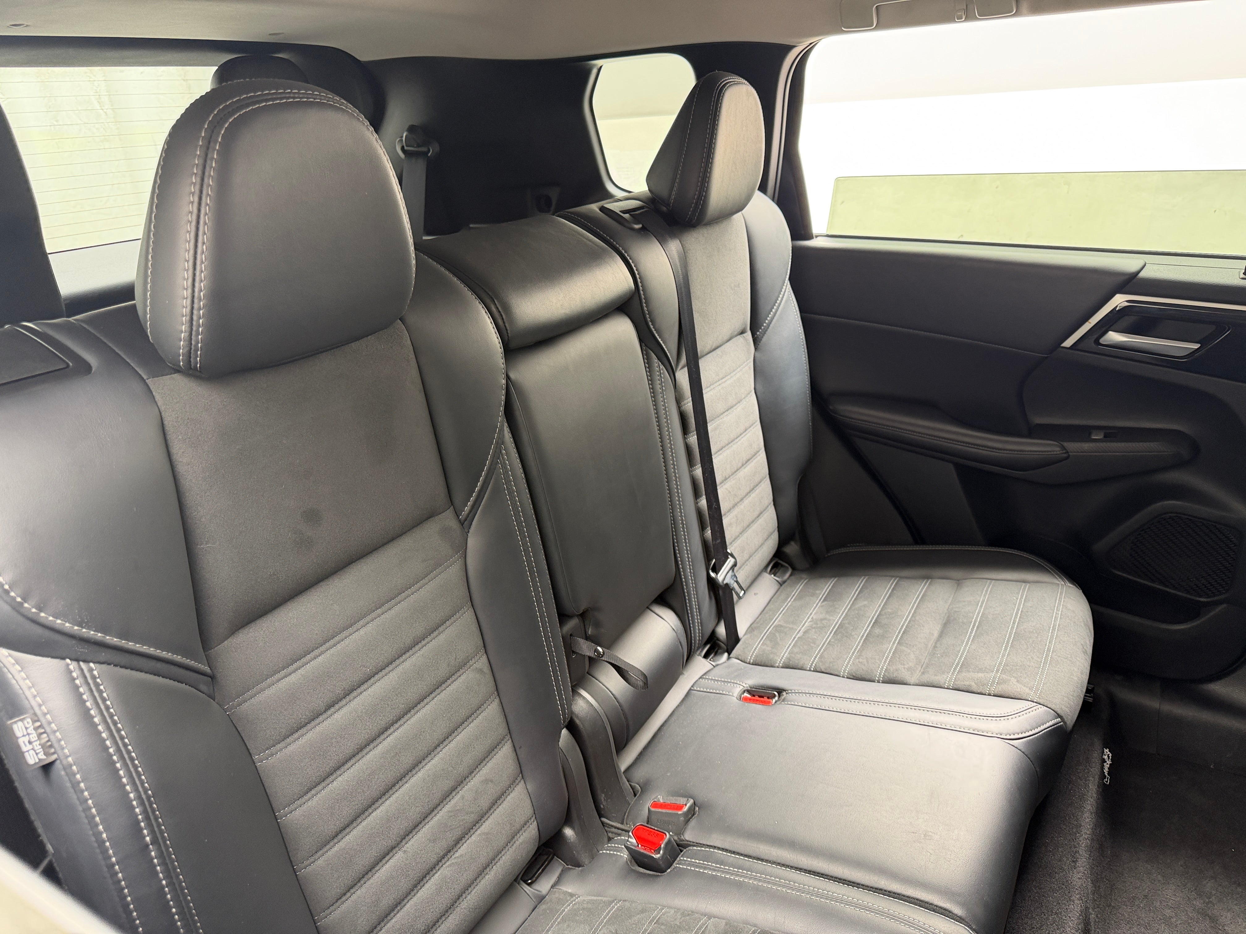 2024 Mitsubishi Outlander
