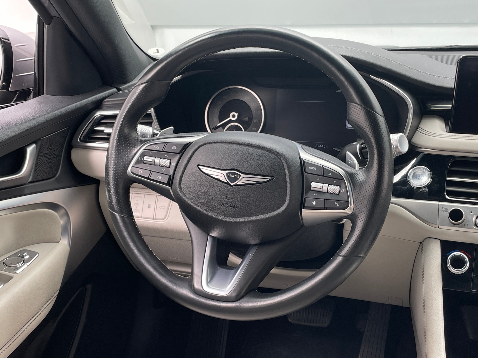 Thumbnail: 2024 Genesis G70 - 4