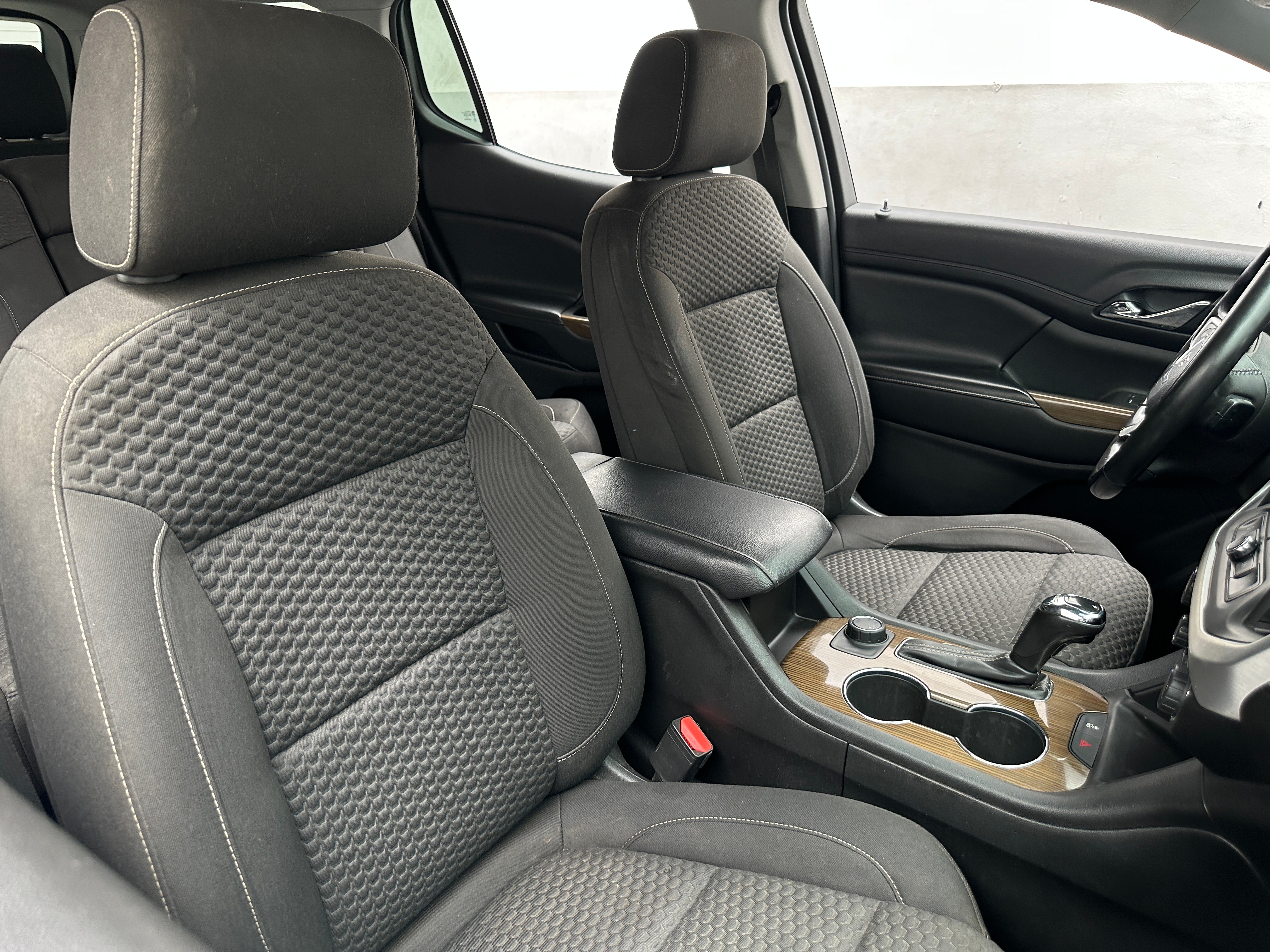 2019 GMC Acadia SLE-1