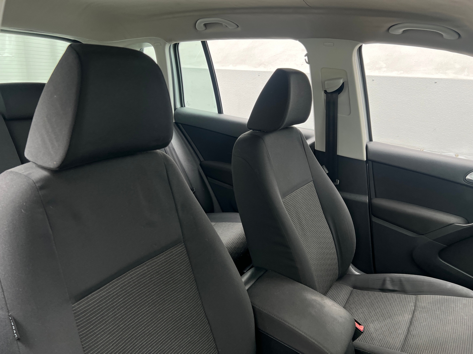 Thumbnail: 2013 Volkswagen Tiguan - 2
