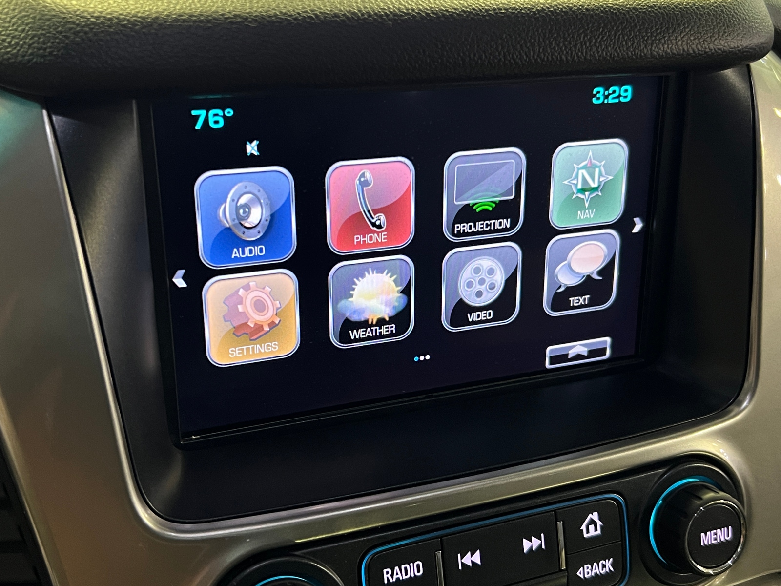 Thumbnail: 2017 Chevrolet Suburban - 3
