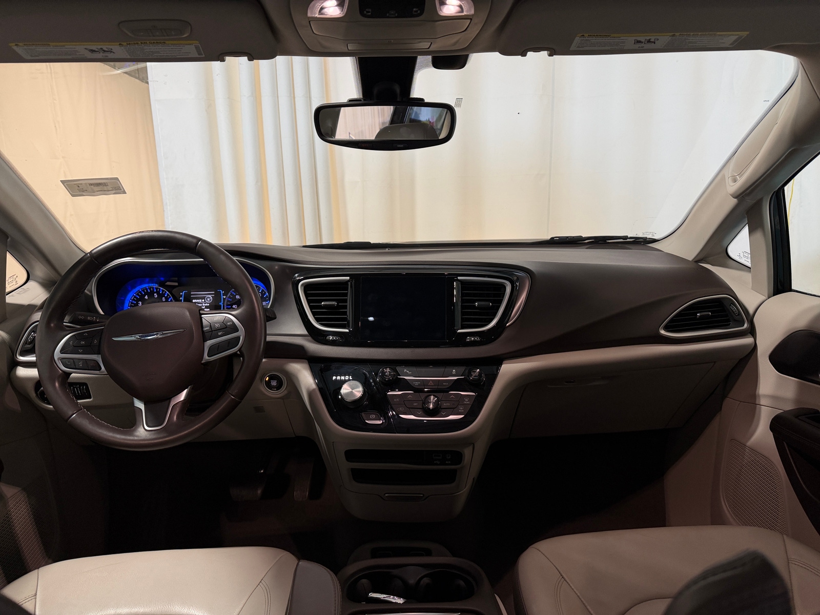 Thumbnail: 2017 Chrysler Pacifica - 2