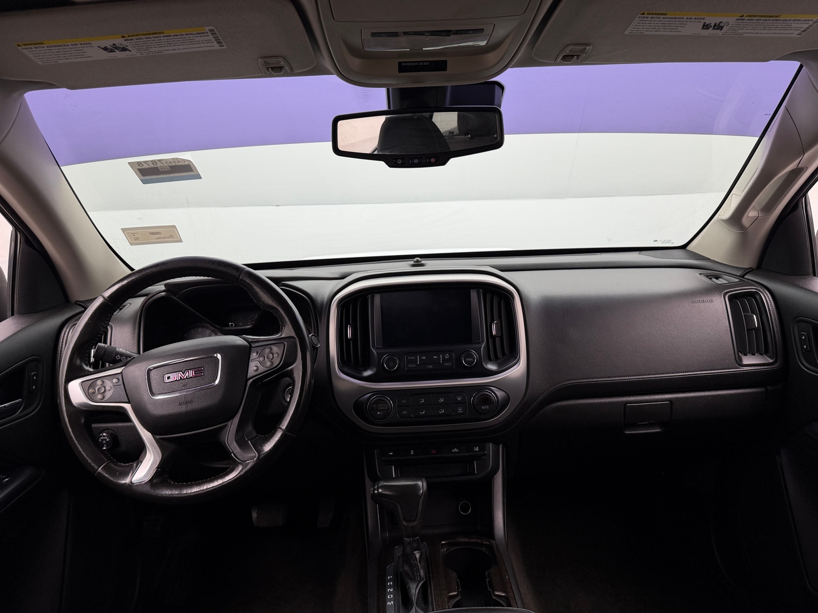 Thumbnail: 2016 GMC Canyon - 3
