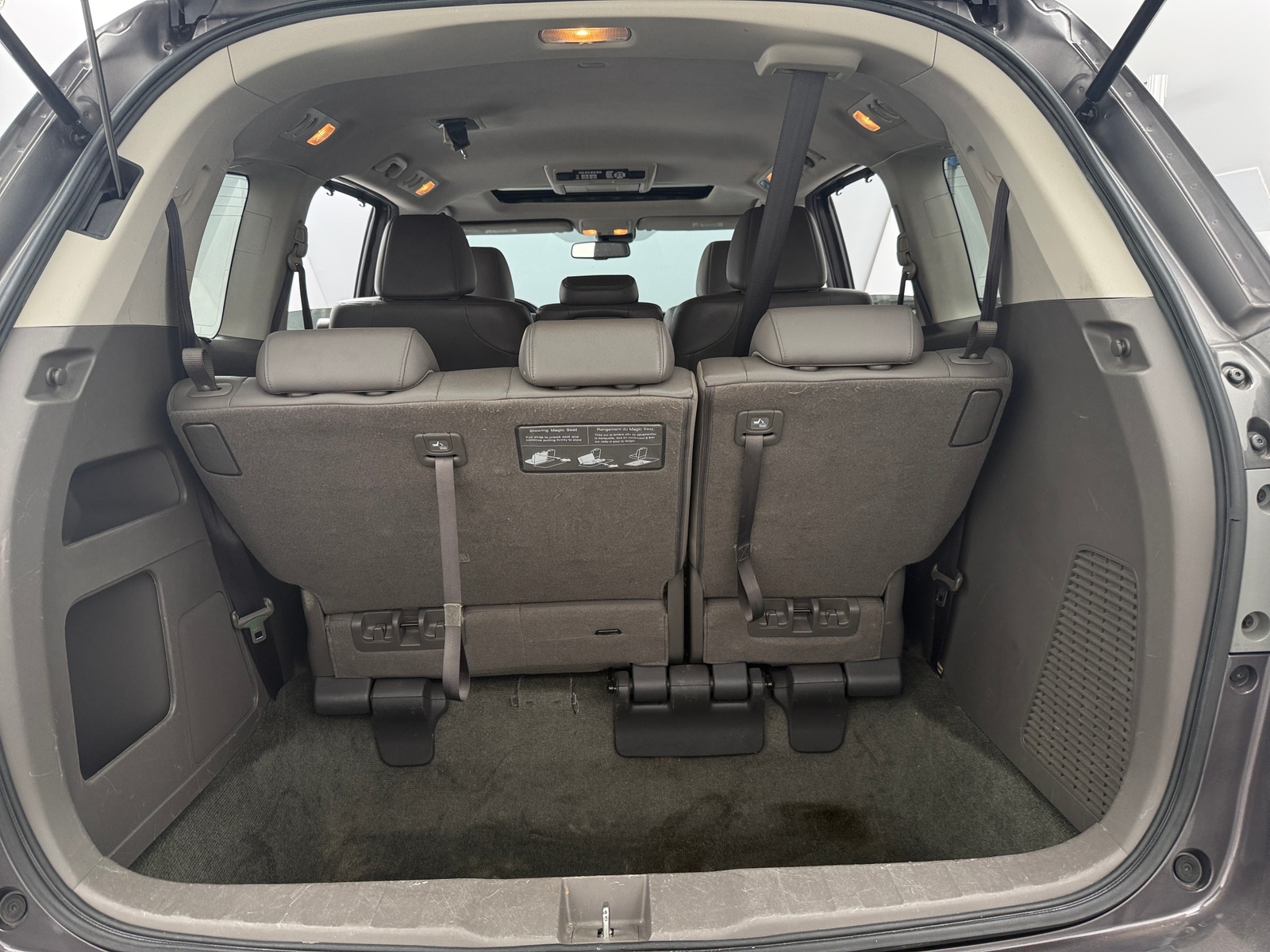 Thumbnail: 2016 Honda Odyssey - 6