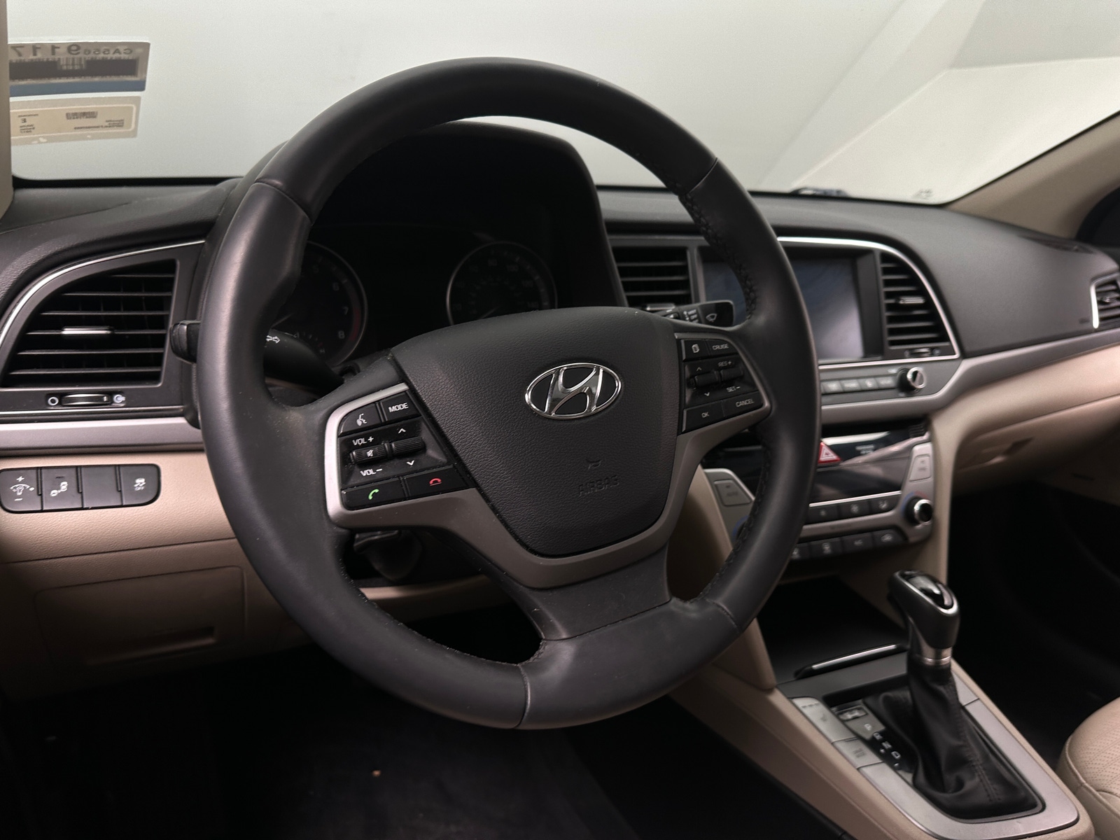 Thumbnail: 2017 Hyundai Elantra - 4