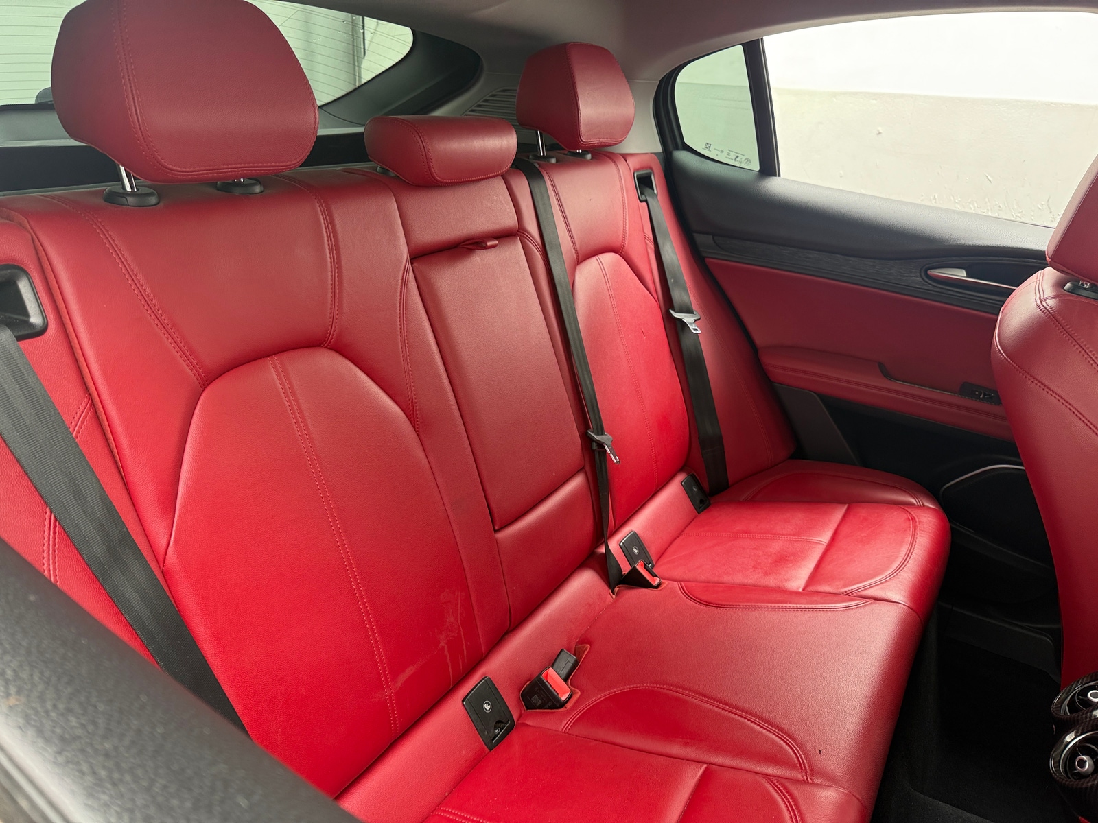 Thumbnail: 2020 Alfa Romeo Stelvio - 5