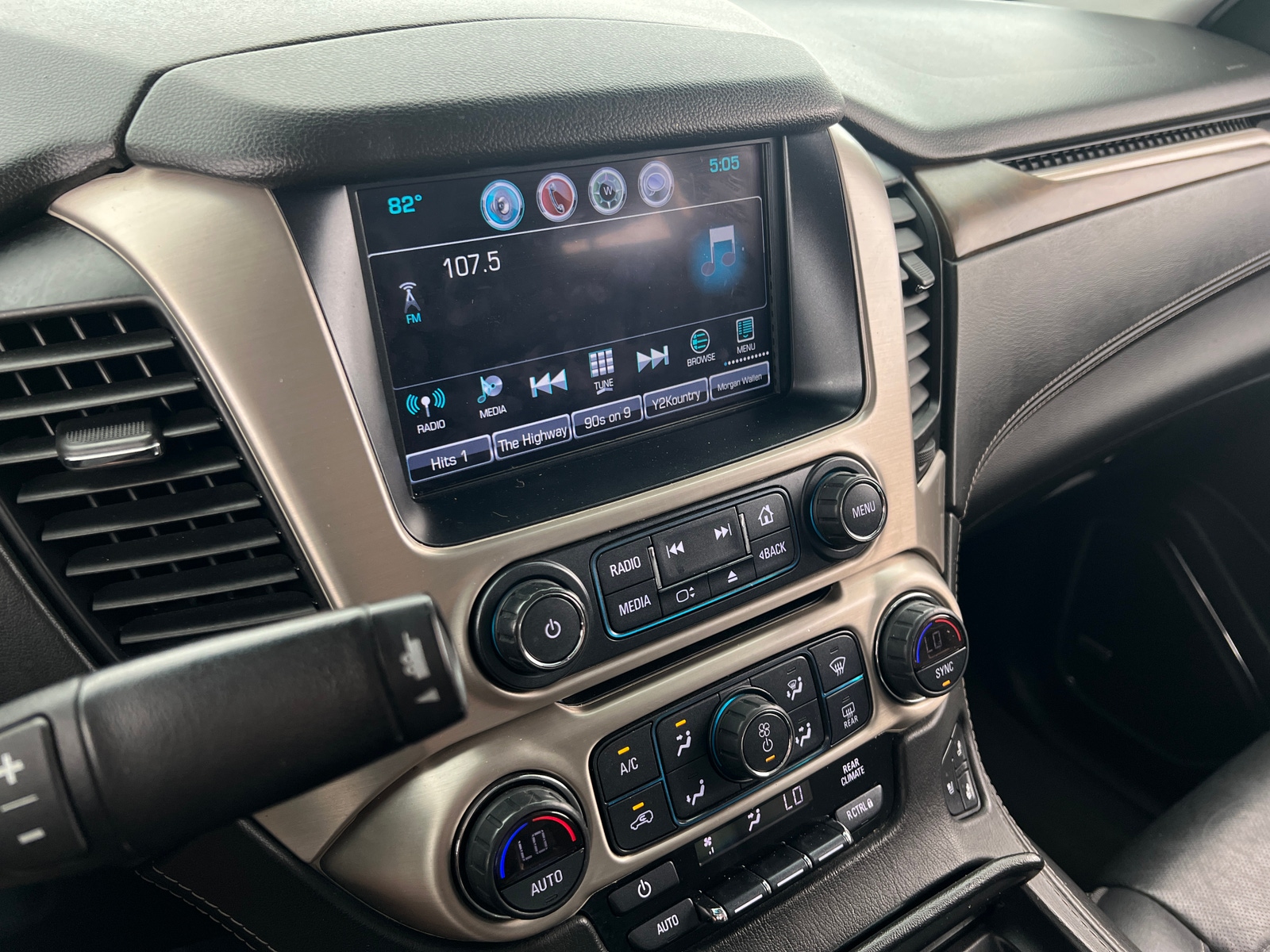 Thumbnail: 2018 GMC Yukon - 3