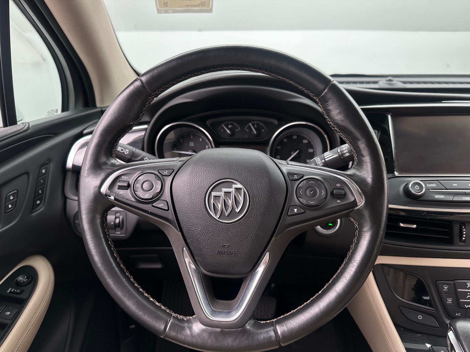 Thumbnail: 2017 Buick Envision - 4