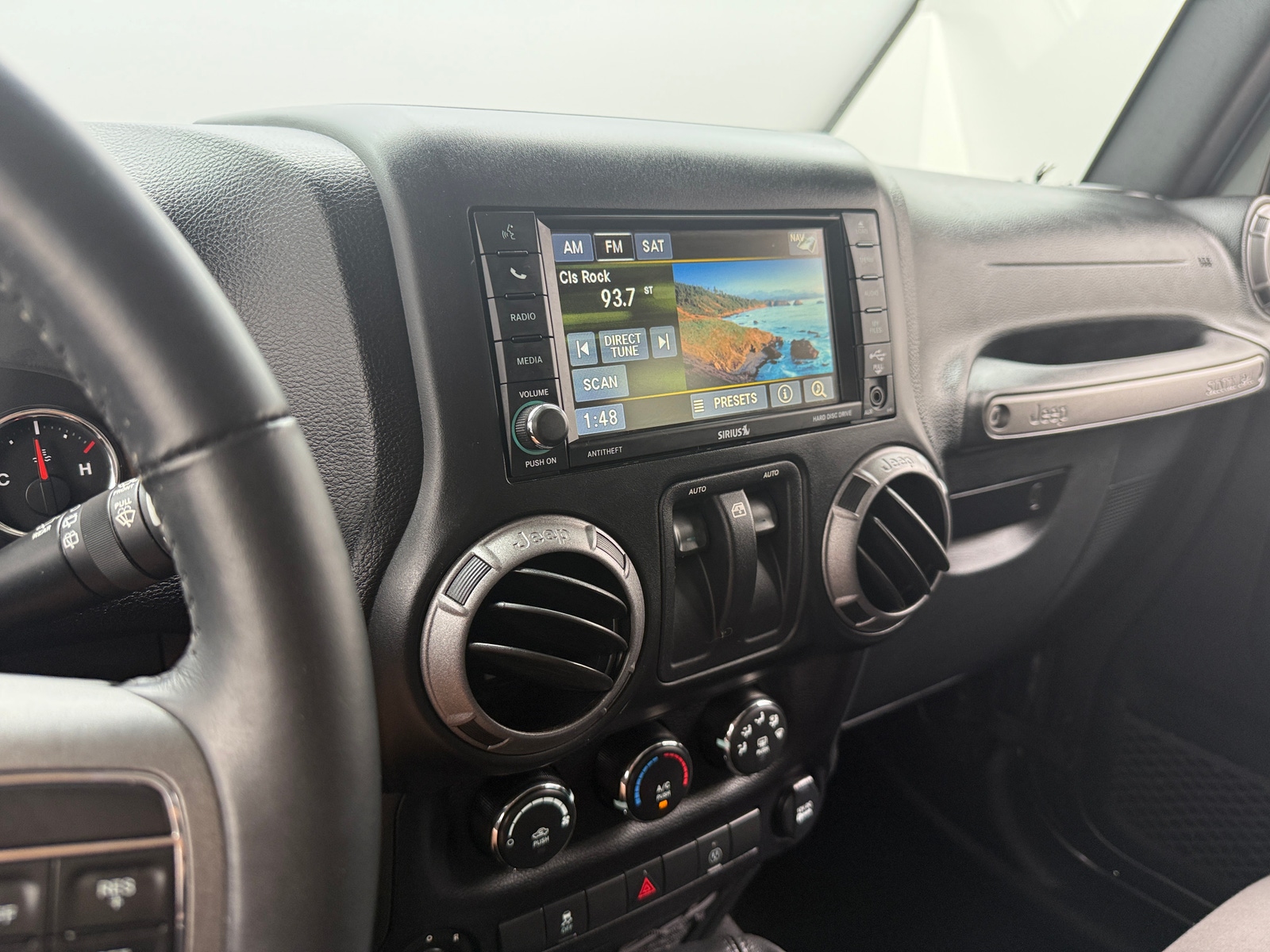 Thumbnail: 2017 Jeep Wrangler - 4