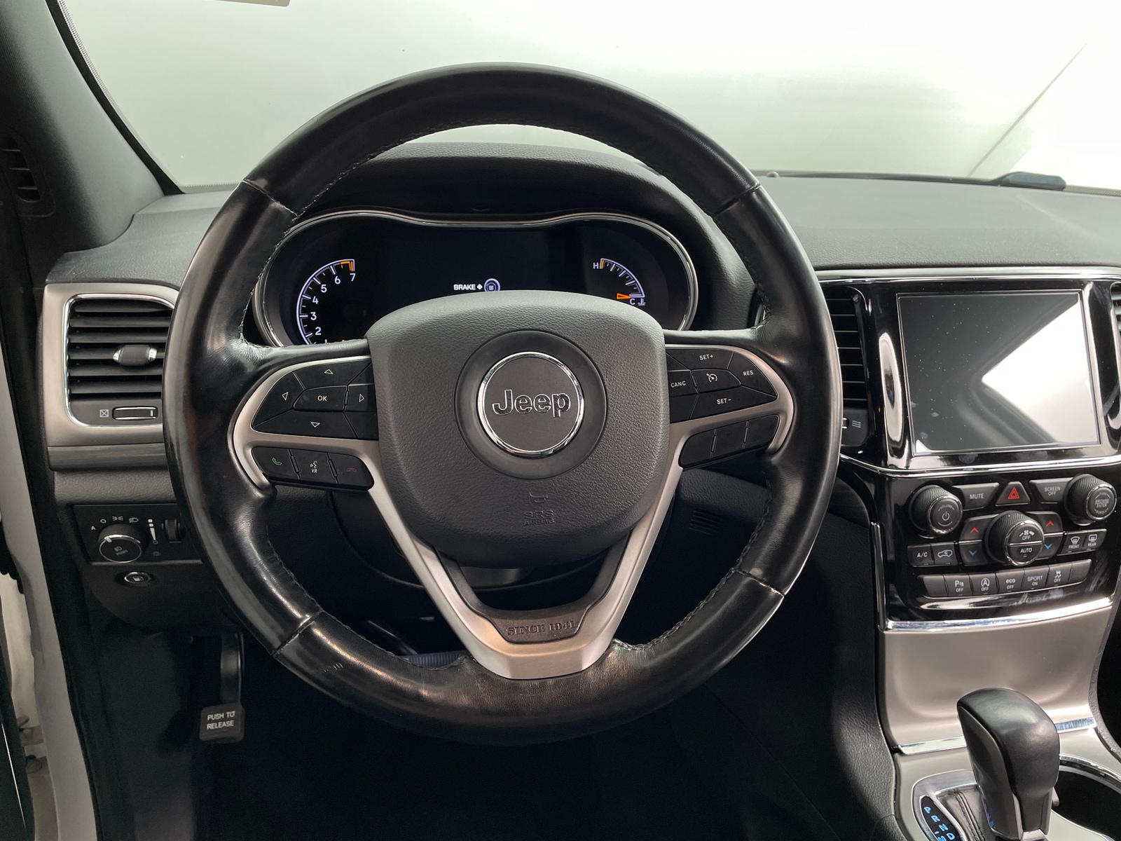 Thumbnail: 2020 Jeep Grand Cherokee - 4