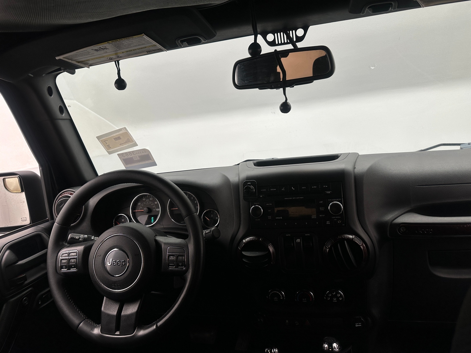 Thumbnail: 2015 Jeep Wrangler - 3