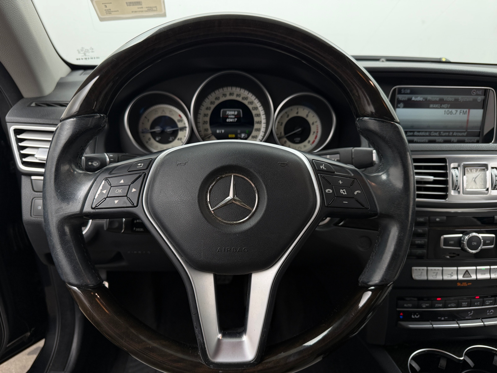 Thumbnail: 2014 Mercedes-Benz E-Class - 4