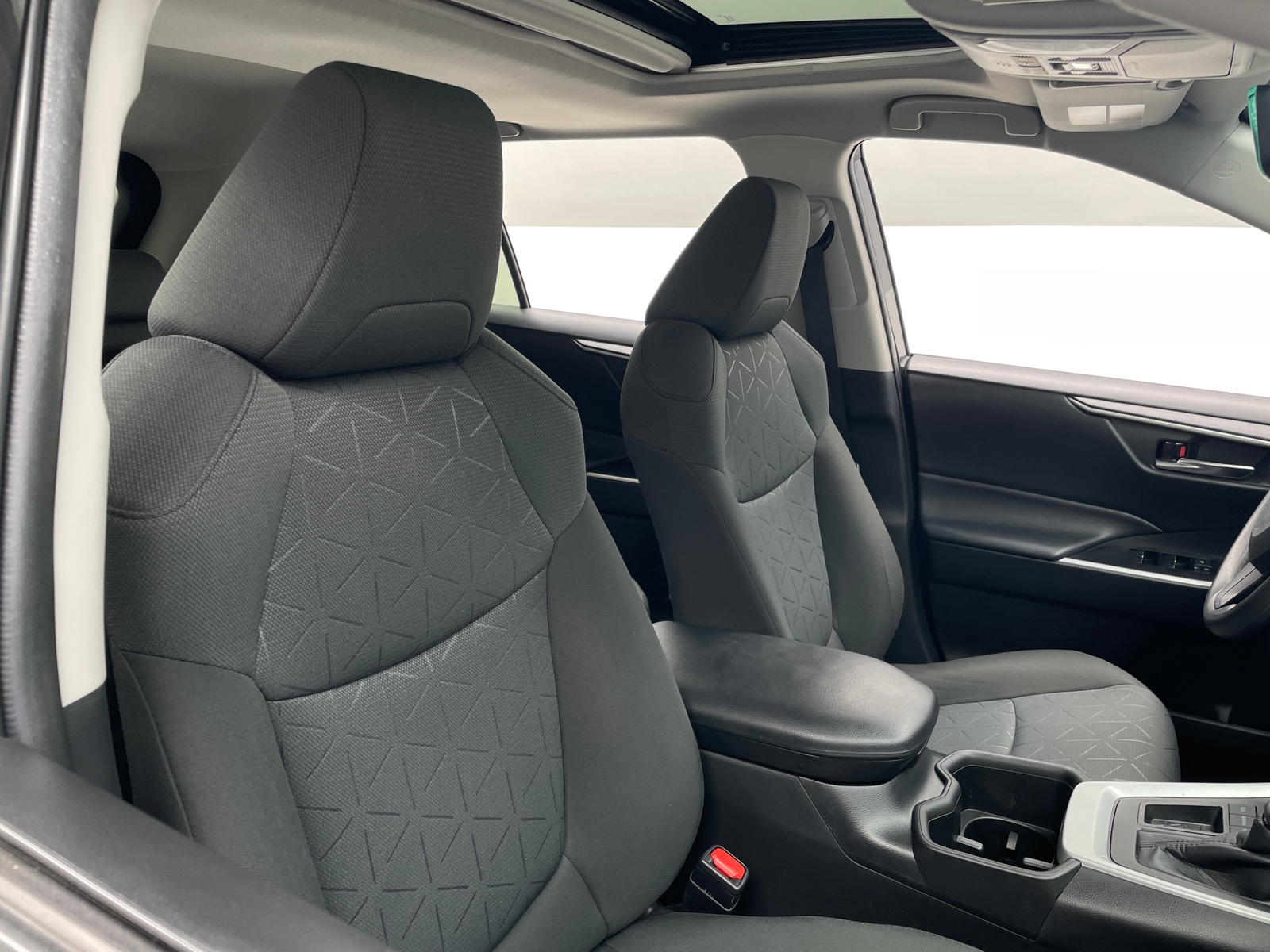 Thumbnail: 2022 Toyota RAV4 - 2